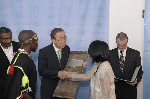 UN Secretary-General Voices Support for Arms Trade Treaty