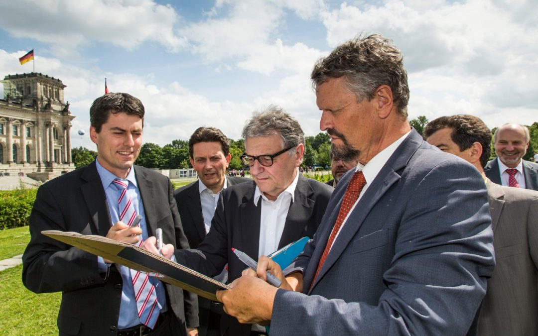 Civil society talks ATT with German representatives